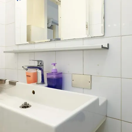 Primopiano - Melzo B Apartament *